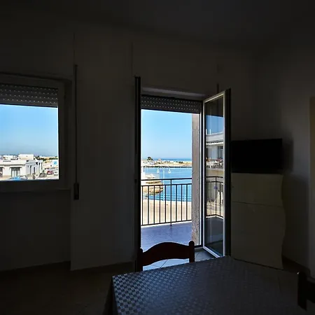 Red Fisherman's House - Ostuni Sea Front