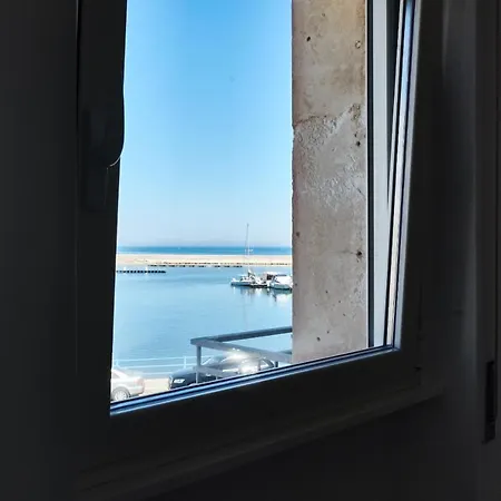 Red Fisherman's House - Ostuni Sea Front Apartment Villanova di Ostuni